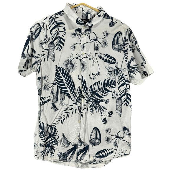 Boohoo Man Huncho White Blue Floral Print Casual Summer Button-up T-Shirt Men XL - Picture 1 of 6